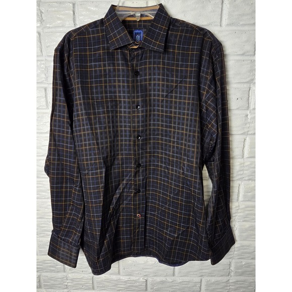 Luchiano Visconti Other - Luchiano Visconti button up shirt Men's size Large Checked Flip Cuff